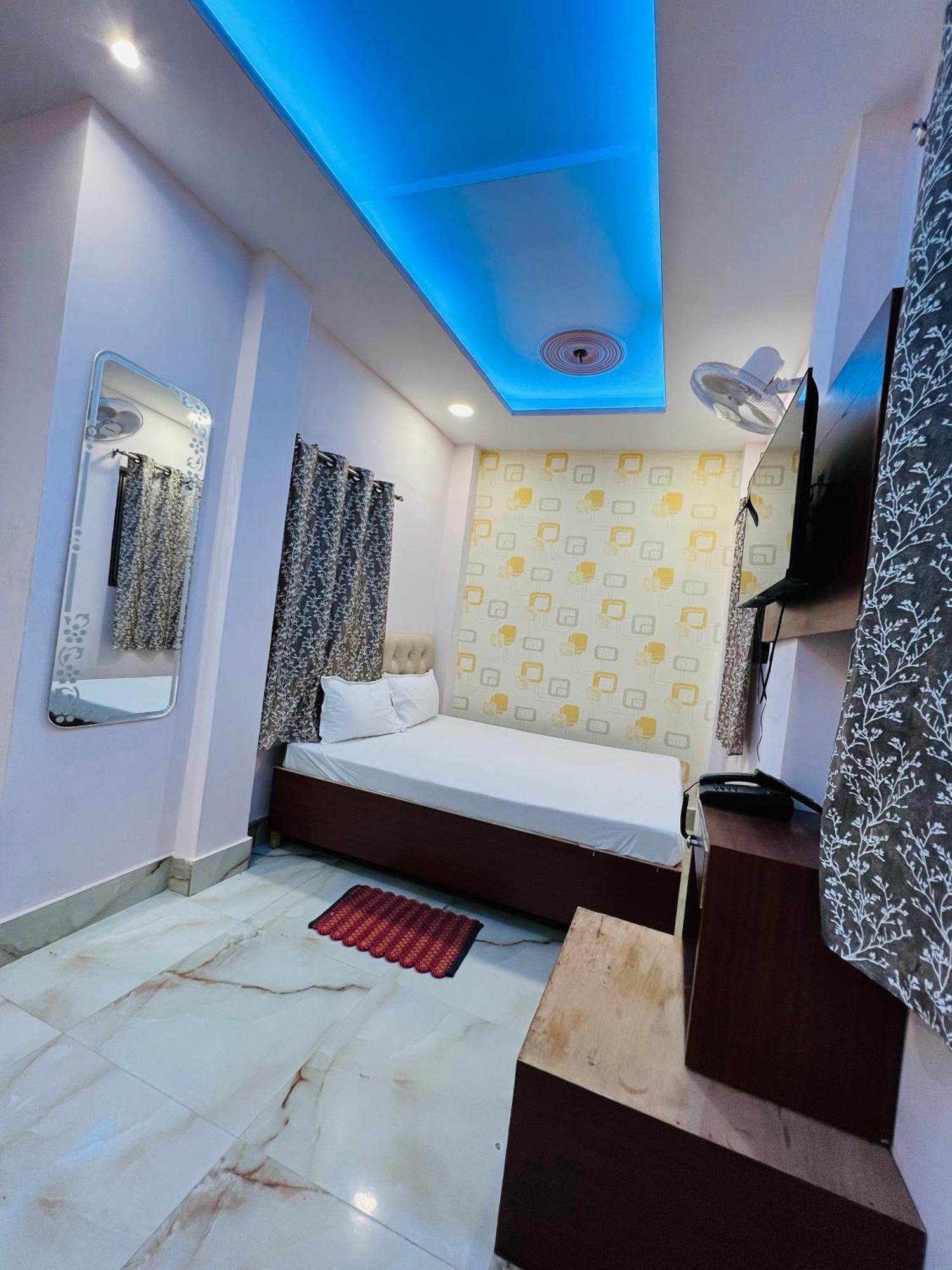 The Bella Guesthouse Varanasi Exterior photo